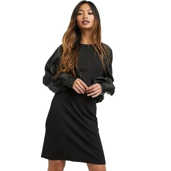 NWT Vila jersey mini dress with column sleeve in black Size EU 42 US 10 - Picture 1 of 10